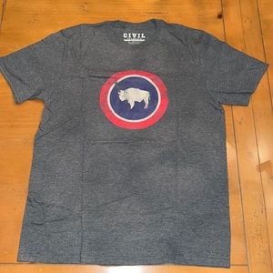 Mens short sleeve shirt with Buffalo Bills logo (I think) - size large